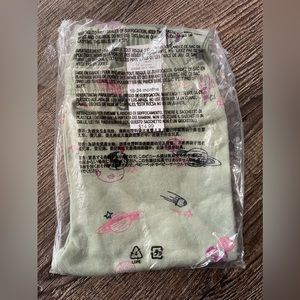 Baby Gap NWT space leggings 18-24 months